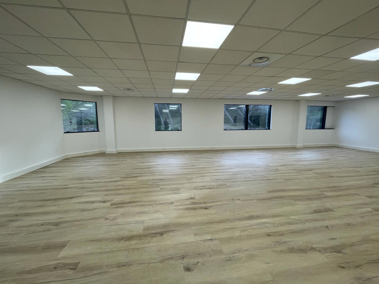 Bureau Aix-en-Provence 160m² Location bureau Aix-en-Provence Bouches-du-Rhône OLBUR2115090 11